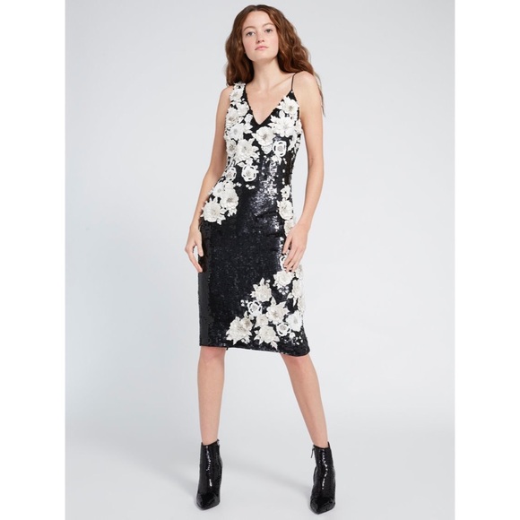 Alice Olivia Francie Sequin Fitted Gown Midi Dress - Picture 7 of 7